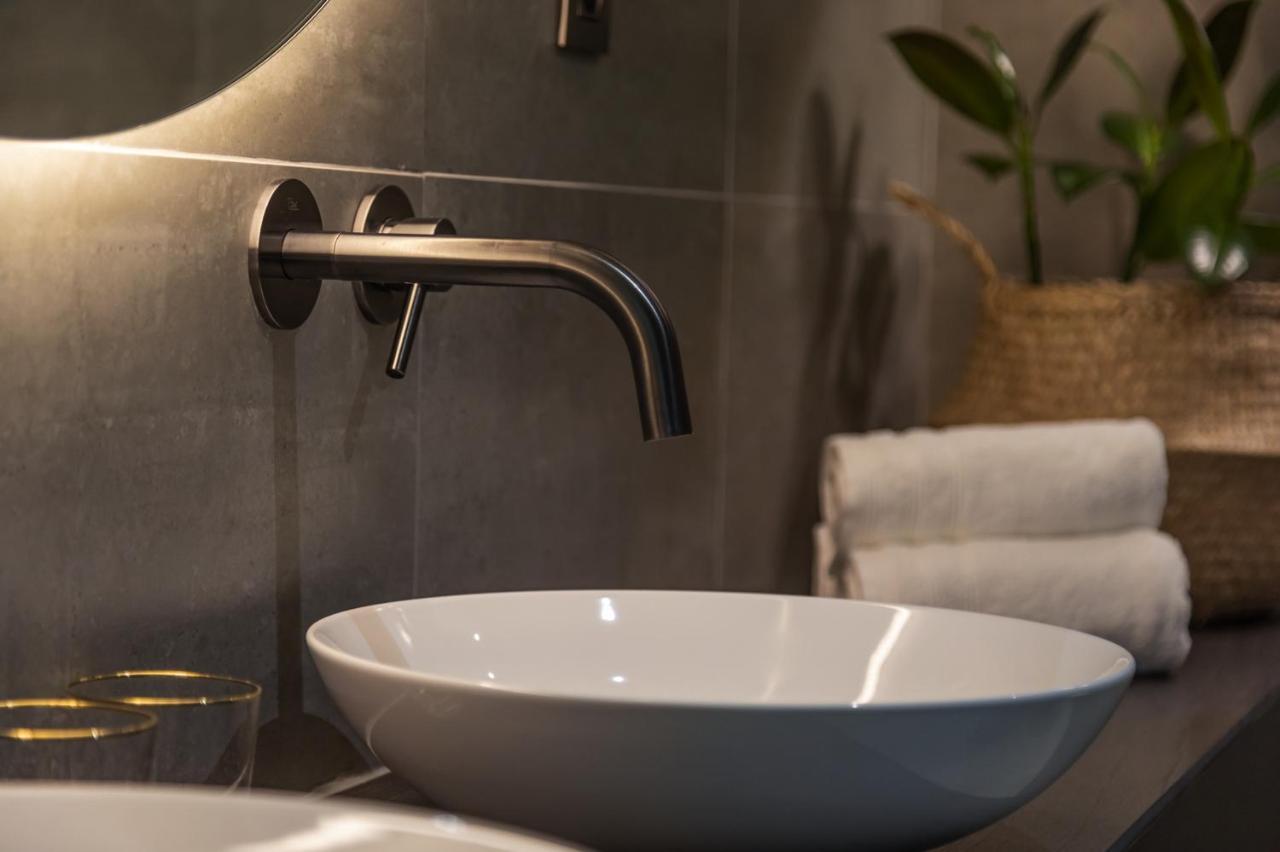 Bed & Breakfast Nummer5 Heusden-Zolder ภายนอก รูปภาพ